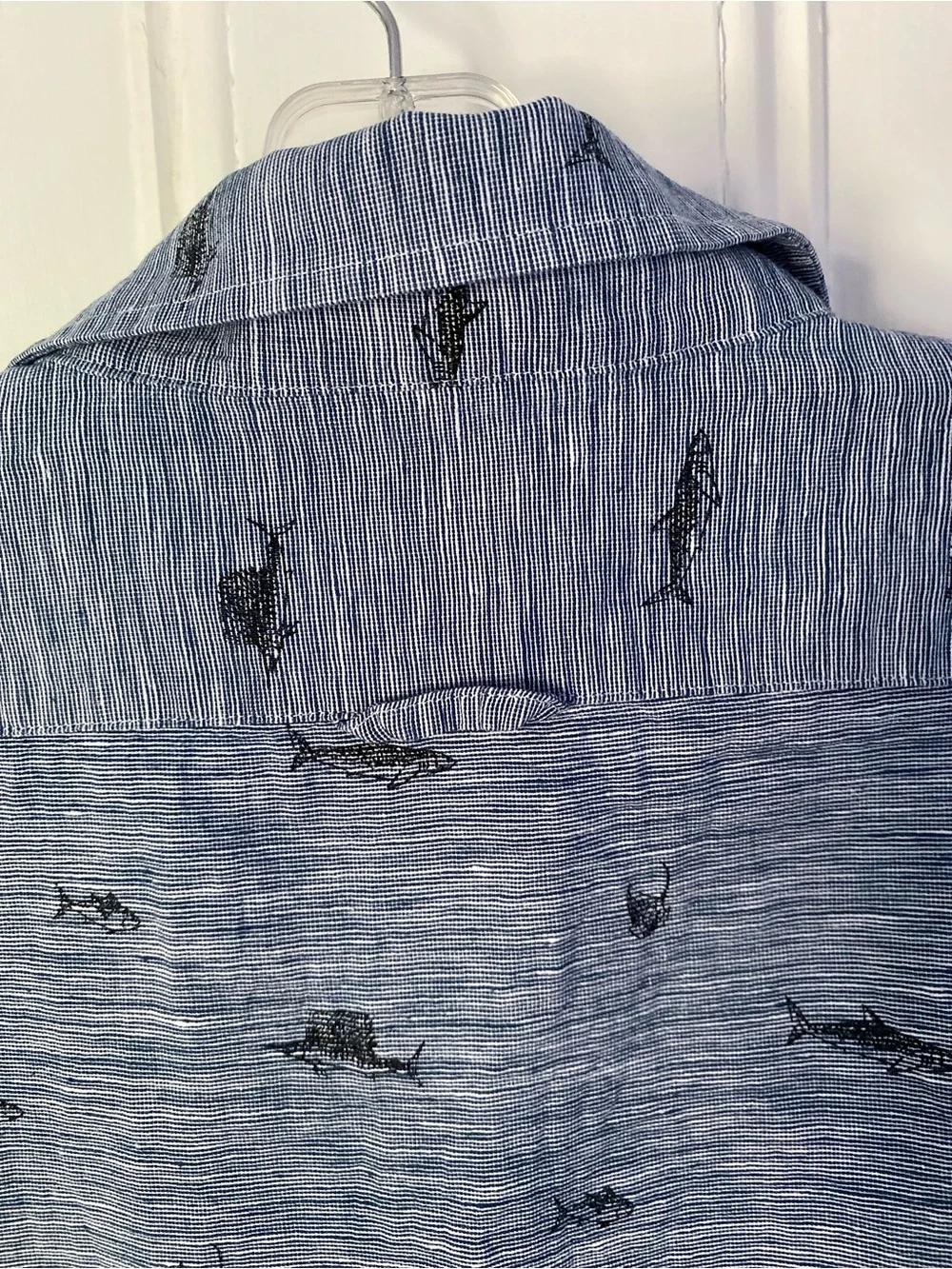 Banana Republic Shirt Mens L 100% Linen Slim Fit Button Blue Fish Print Long Slv